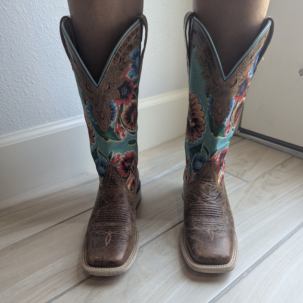 Ariat Circuit Champion Floral Square Toe Cowboy Boots - Picture 8 of 11
